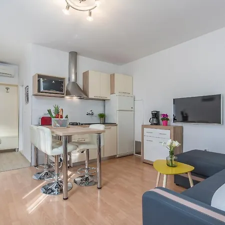 Oliveto Apartman *